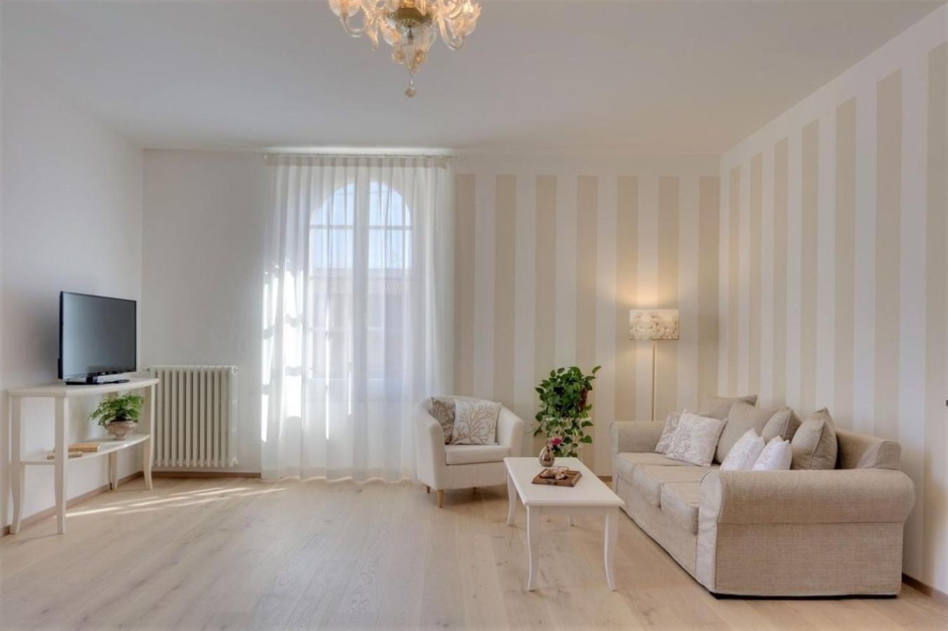 Rambaldi Apartments In Casa Nr 6 With Shared Terrace Bardolino Eksteriør bilde